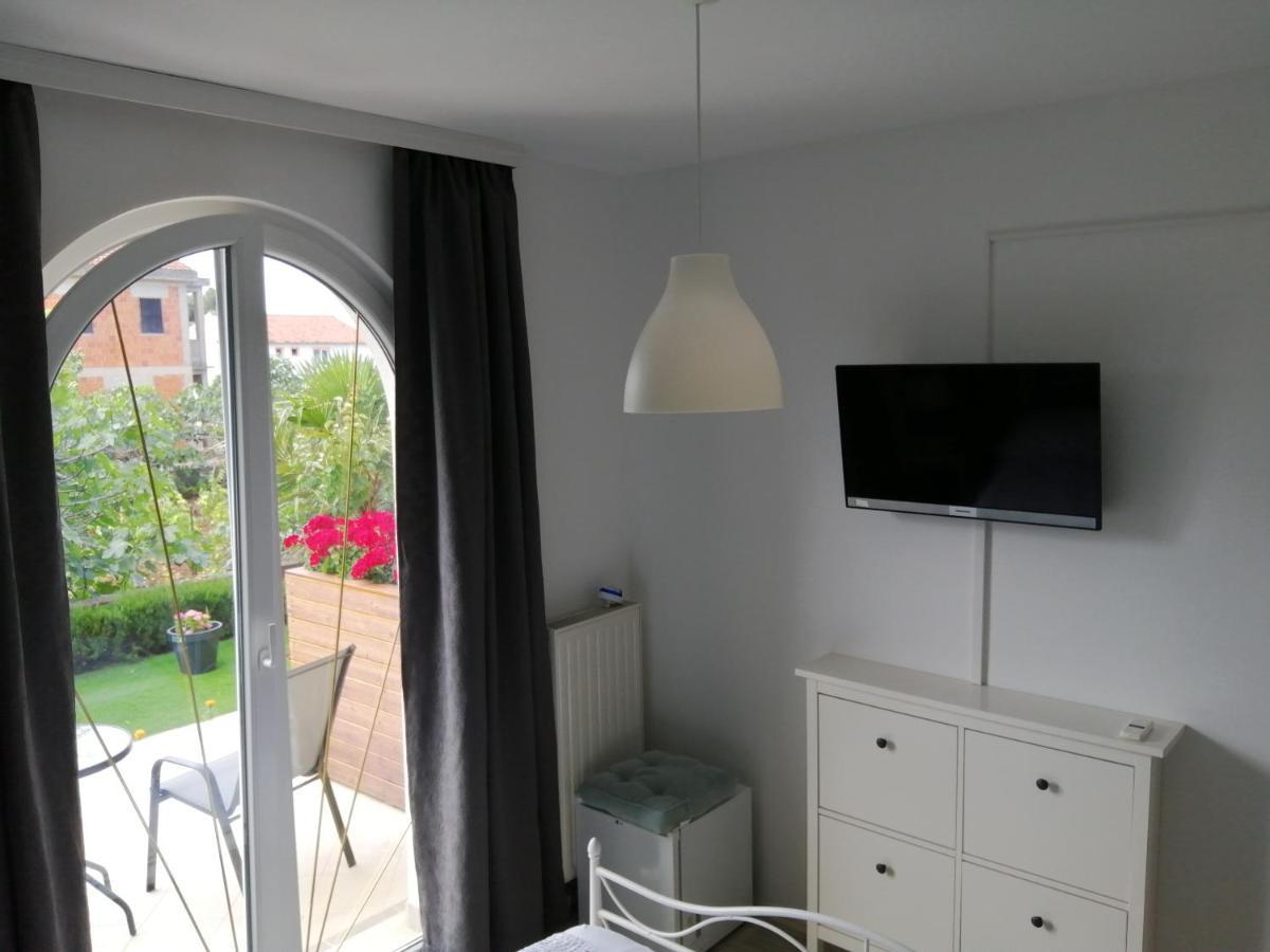 Marko Rooms Veglia Exterior foto