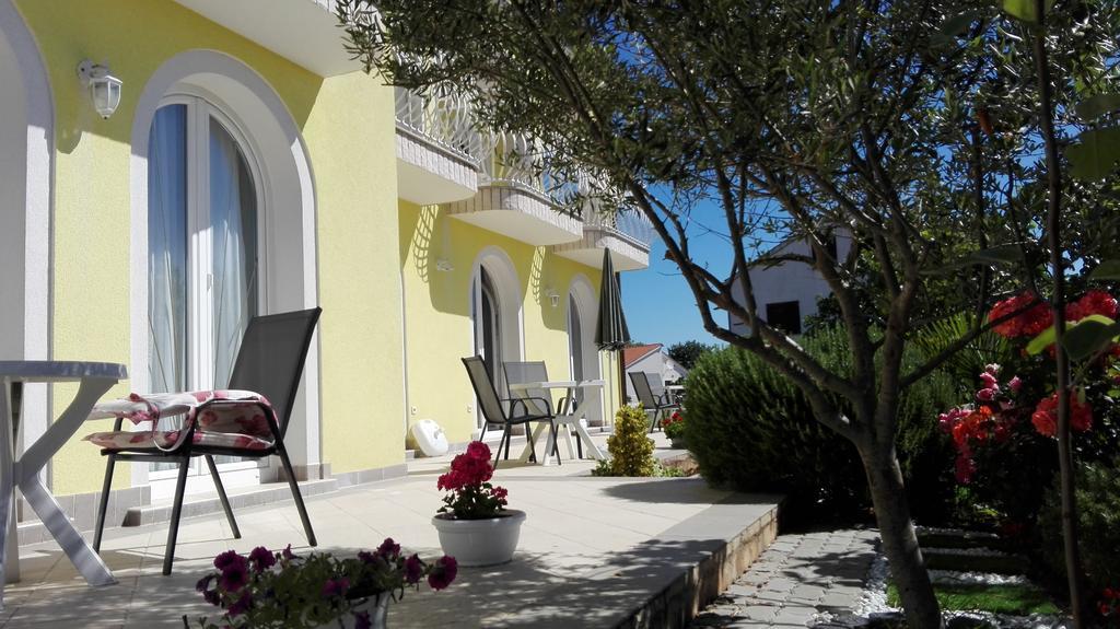 Marko Rooms Veglia Exterior foto